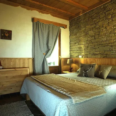 Aparthotel Foyer D'Antan Suite Con Caminetto Hammam O Vasca Idromassaggio Brusson Exterior photo