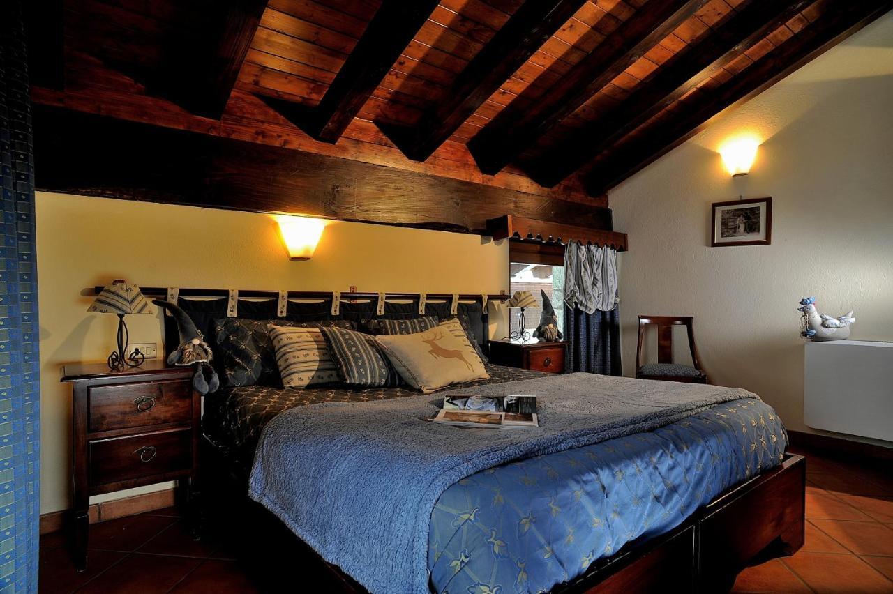 Foyer D'antan Con Caminetto Hammam O Vasca Idromassaggio Brusson